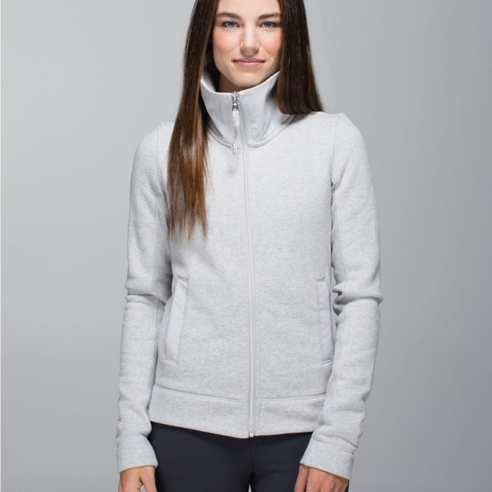Lululemon En Route Jacket size 6